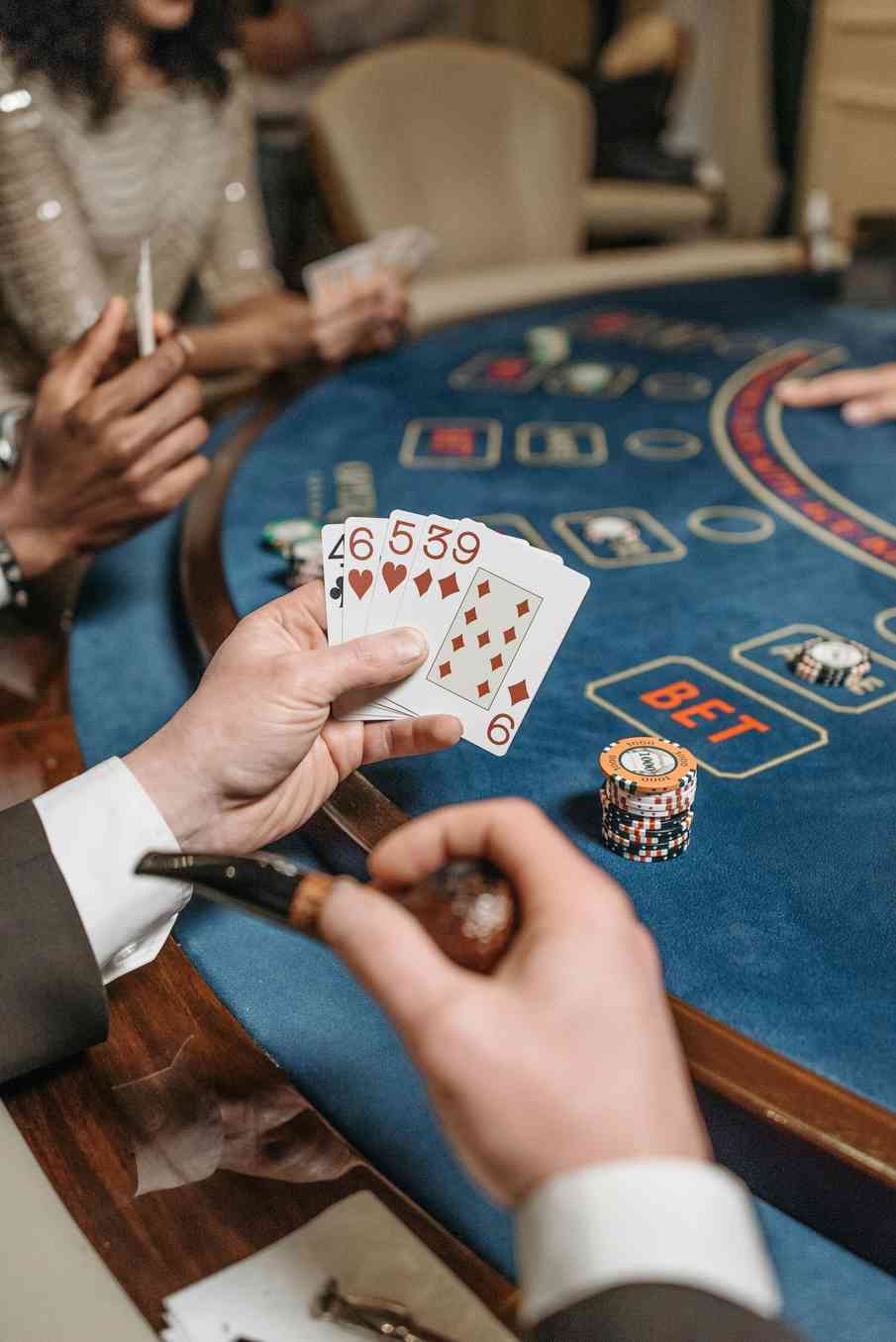 Infographic: Decoding Golden Crown Casino - How It Works